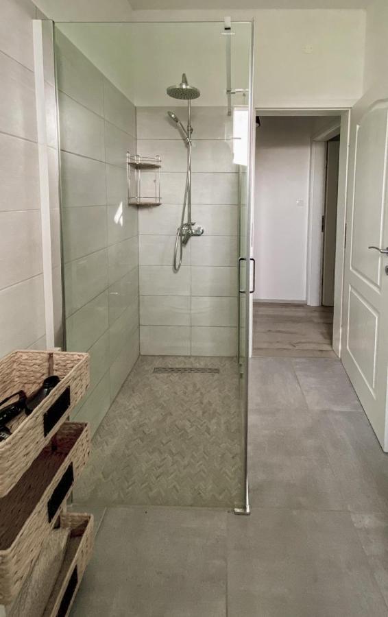 Apartments Happy Sukosan Ngoại thất bức ảnh
