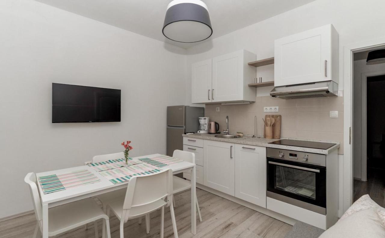 Apartments Happy Sukosan Ngoại thất bức ảnh