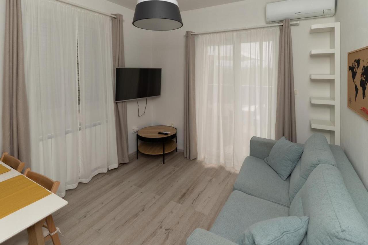 Apartments Happy Sukosan Ngoại thất bức ảnh