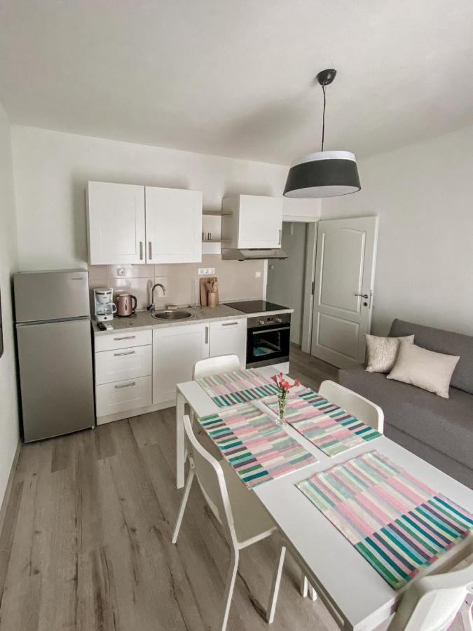 Apartments Happy Sukosan Ngoại thất bức ảnh