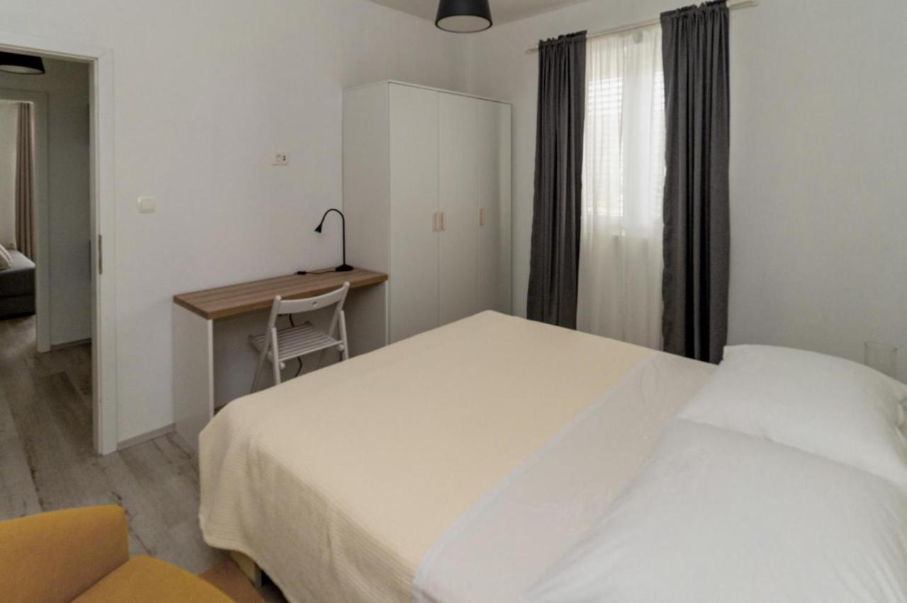 Apartments Happy Sukosan Ngoại thất bức ảnh