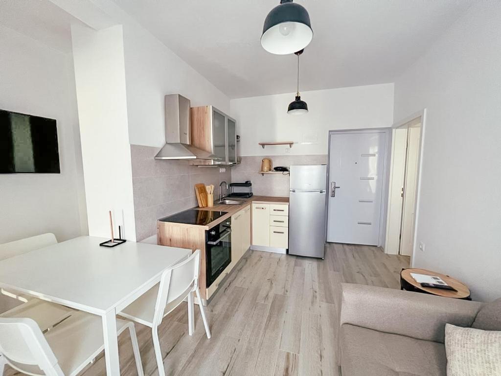 Apartments Happy Sukosan Ngoại thất bức ảnh